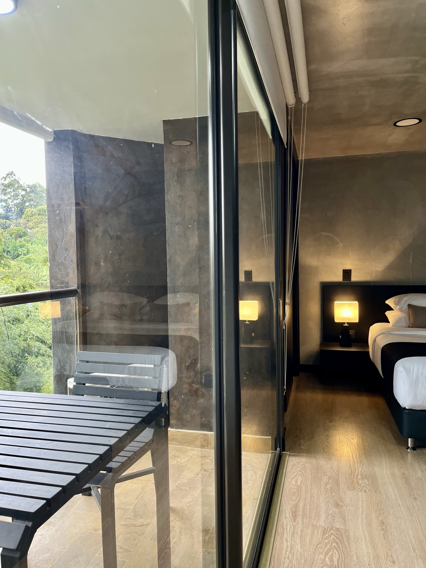 Premium Suite 2